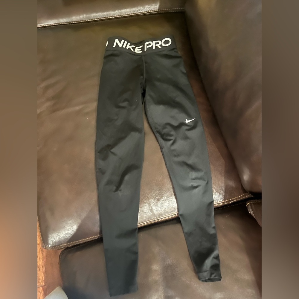 NIKE PRO LEGGINGS